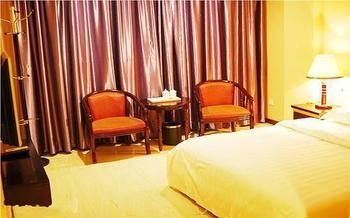 Hecheng Business Hotel Shaoguan Екстериор снимка