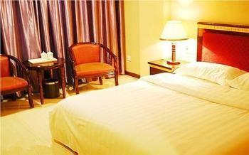 Hecheng Business Hotel Shaoguan Екстериор снимка