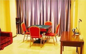 Hecheng Business Hotel Shaoguan Екстериор снимка